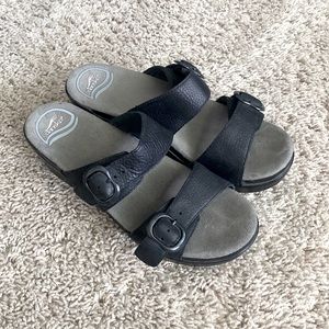 Dansko black leather Sofia platform wedge double strap sandal slide 37
